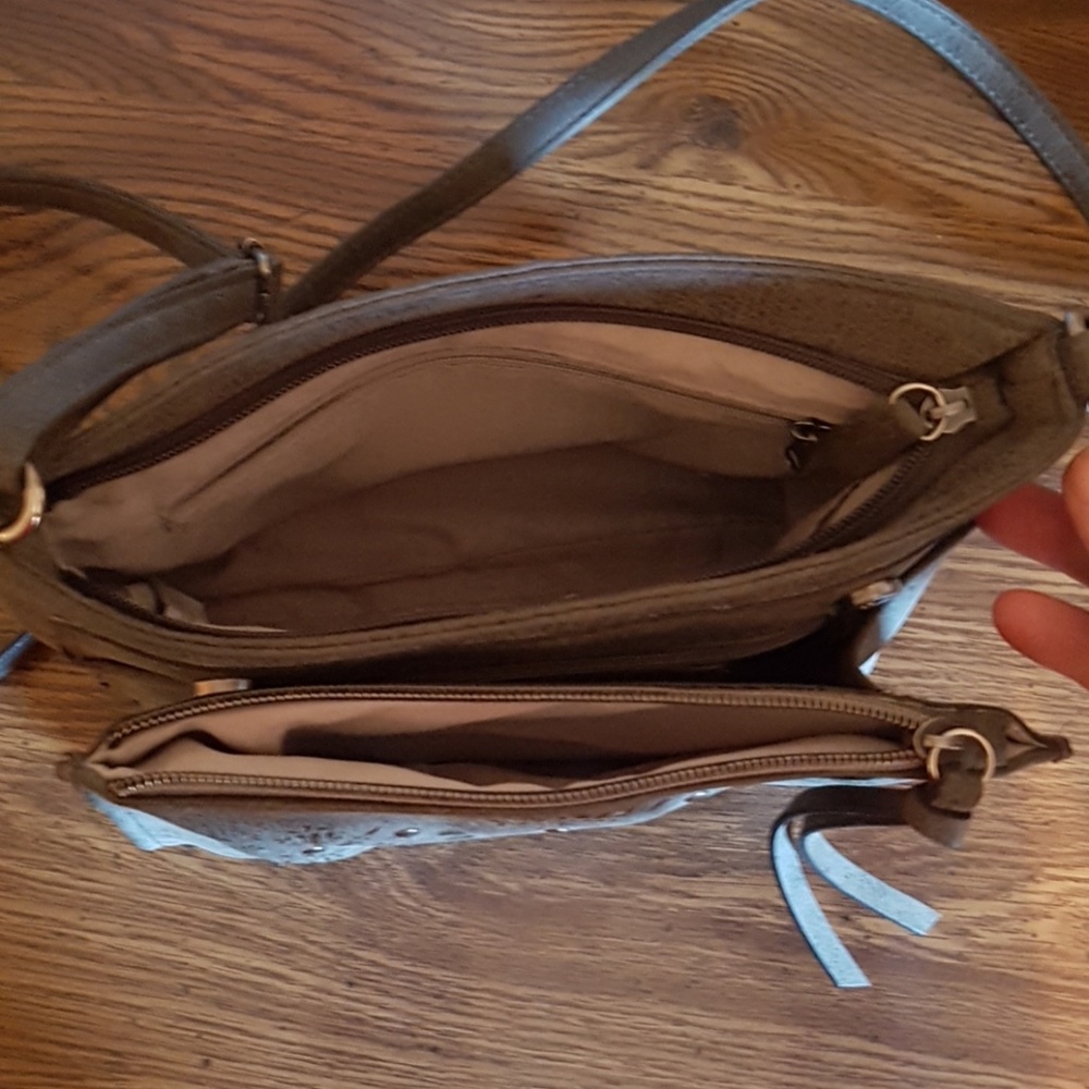 Purse - Picture 2 of 2